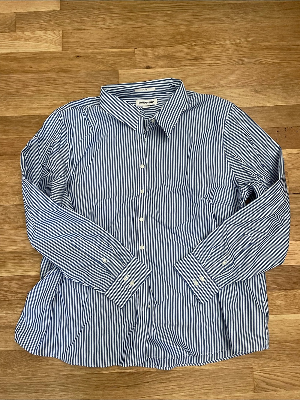 Lands' End Women’s Blue and White Stripe Dress Shirt No Iron 18P